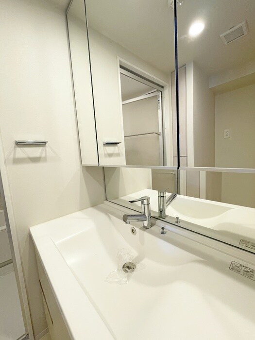 物件内観写真12　(洗面)