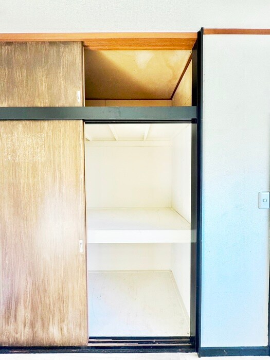 物件内観写真16　(収納)