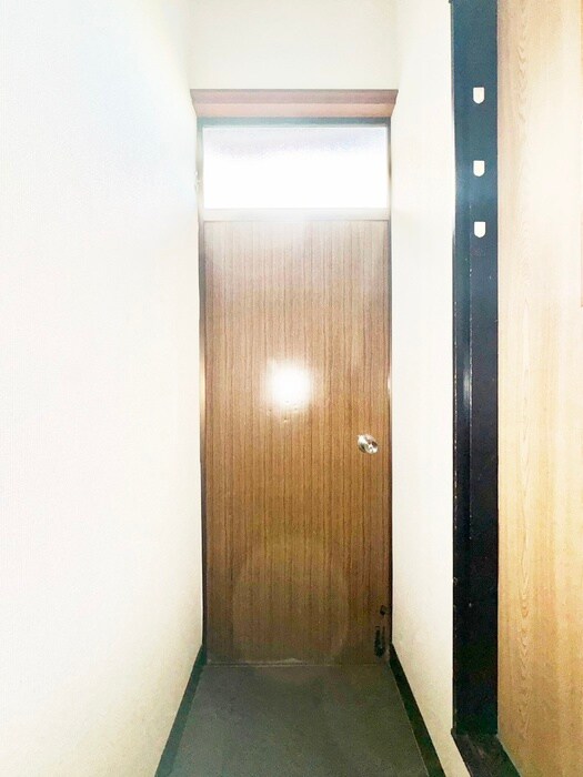 物件内観写真19　(玄関)