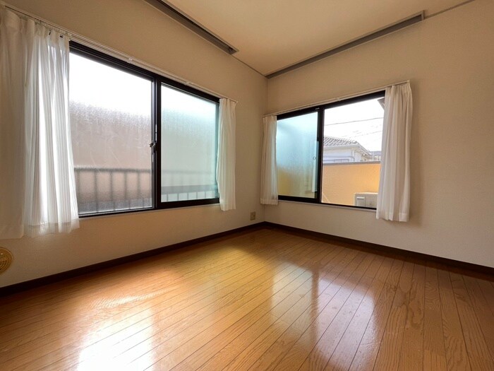 物件内観写真7　(居室)