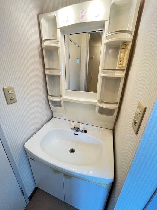 物件内観写真12　(洗面)