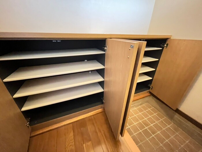 物件内観写真19　(靴箱)