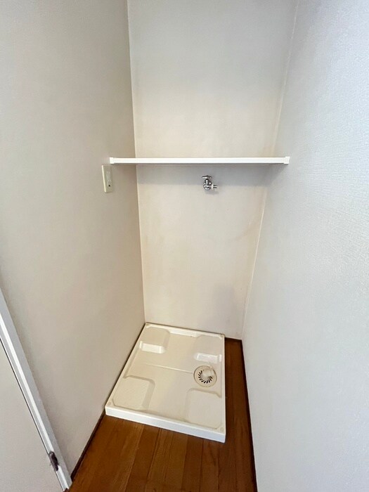 物件内観写真21　(洗濯機置場)