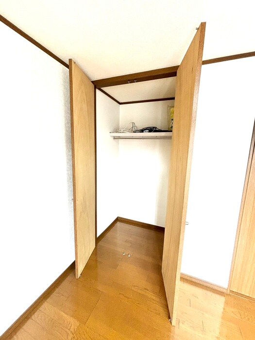 物件内観写真9　(収納)