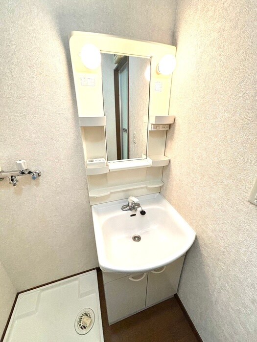 物件内観写真11　(洗面)