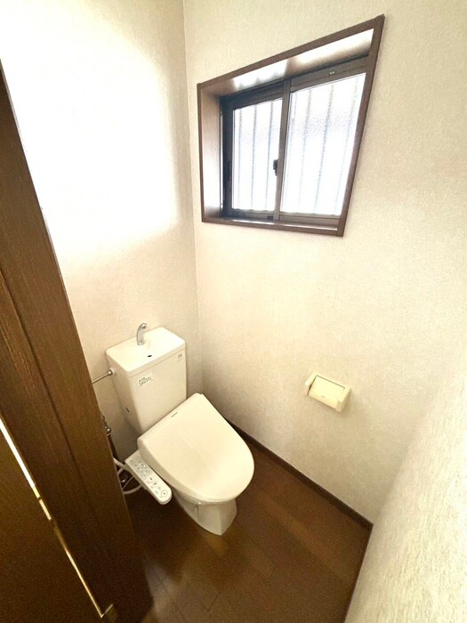 物件内観写真13　(トイレ)