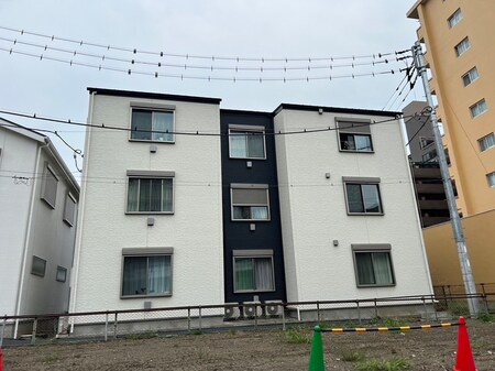 アドヴァンスTT　2号館外観写真
