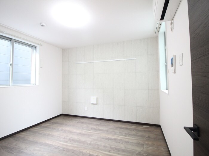 物件内観写真19　(居室)