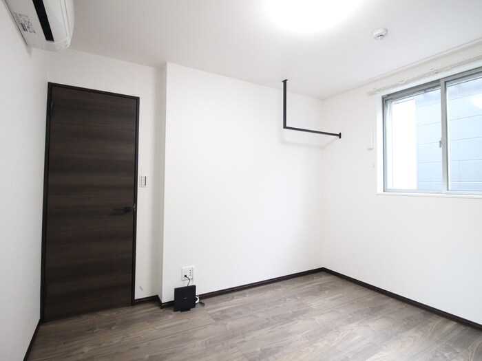 物件内観写真21　(居室)