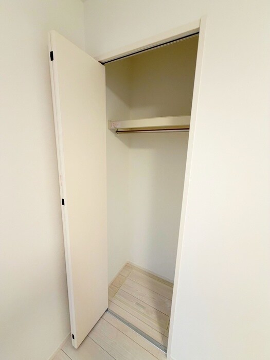 物件内観写真12　(収納)