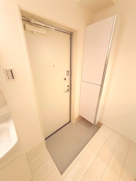 物件内観写真15　(玄関)