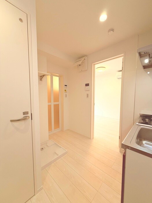 物件内観写真16　(廊下)