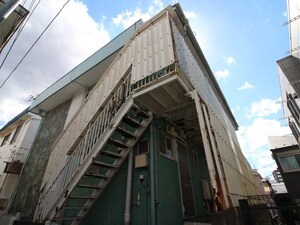 第２東コ－ポ外観写真