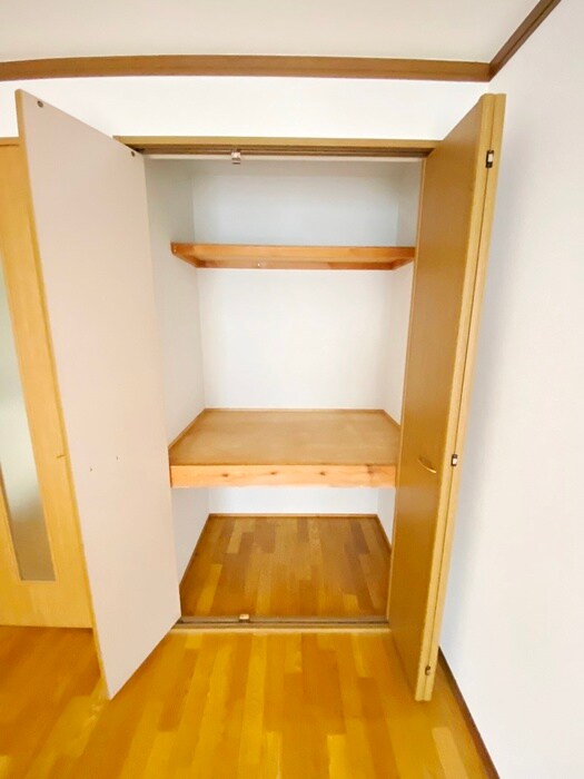 物件内観写真10　(収納)