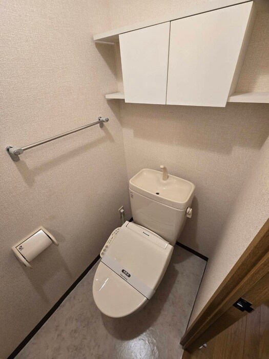 物件内観写真9　(トイレ)