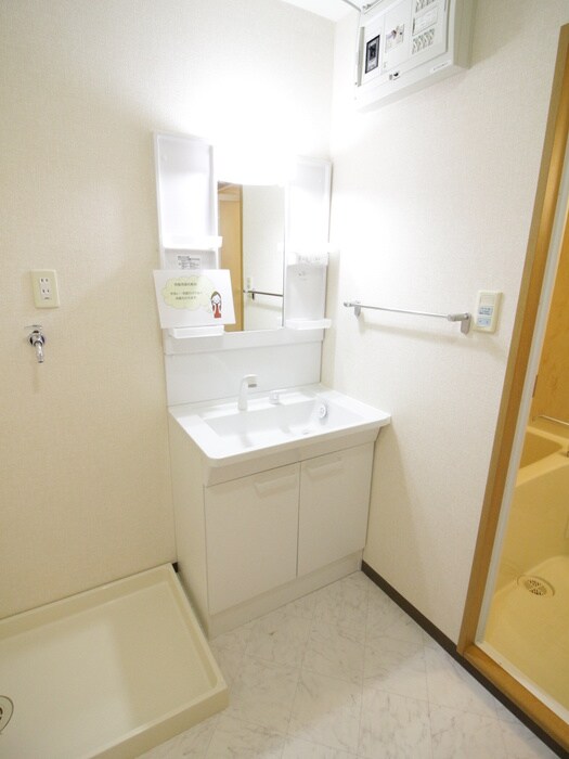 物件内観写真12　(洗面)