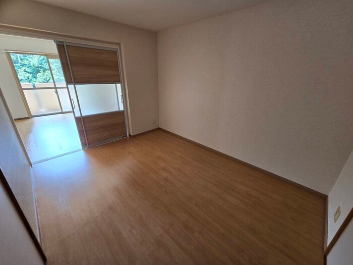 物件内観写真17　(居室)