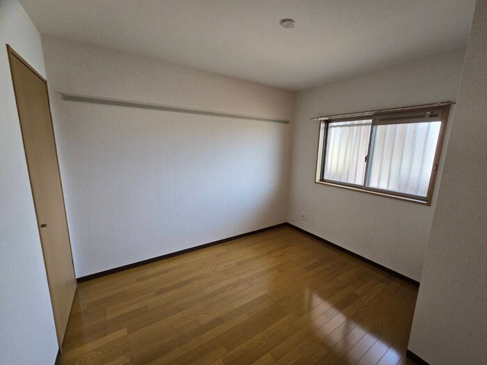 物件内観写真18　(居室)