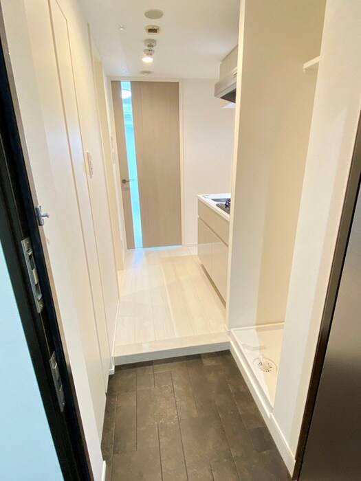 物件内観写真17　(玄関)