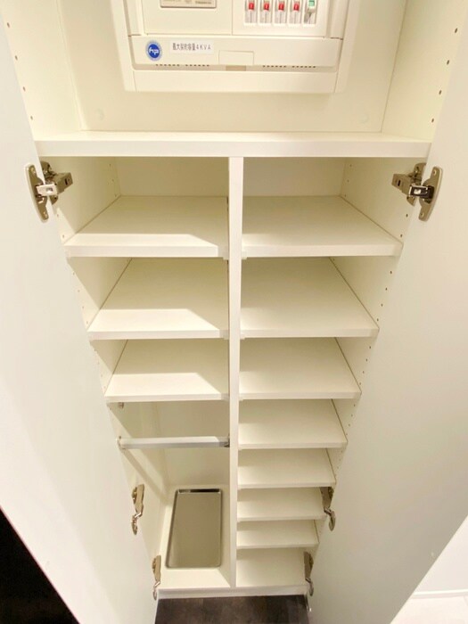 物件内観写真17　(靴箱)