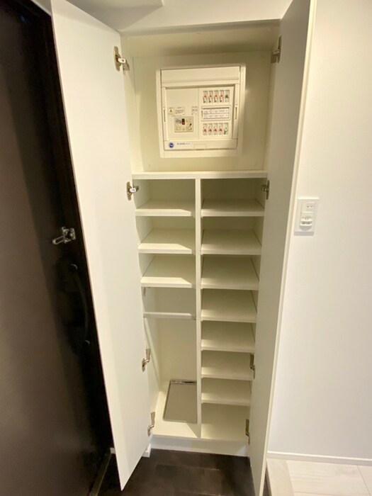 物件内観写真18　(靴箱)