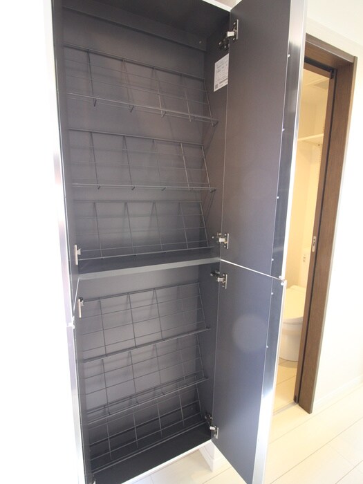 物件内観写真16　(靴箱)