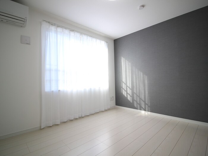 物件内観写真18　(居室)