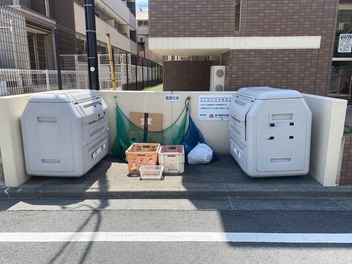 物件外観写真6　(建物設備)