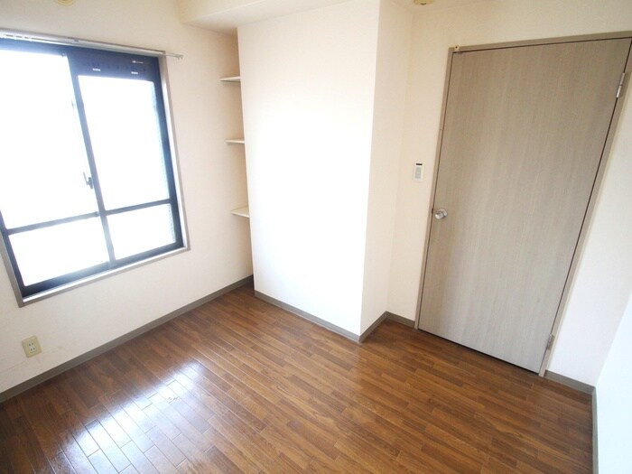 物件内観写真19　(居室)