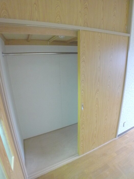 物件内観写真11　(収納)