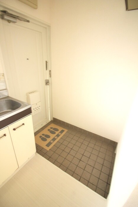 物件内観写真20　(玄関)