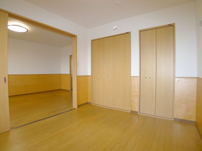 物件内観写真10　(居室)