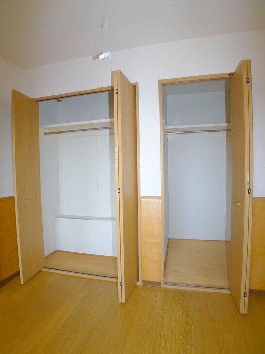 物件内観写真15　(収納)