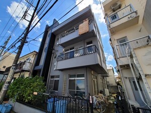 ポルシェひばりヶ丘外観写真