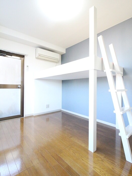 物件内観写真7　(居室)