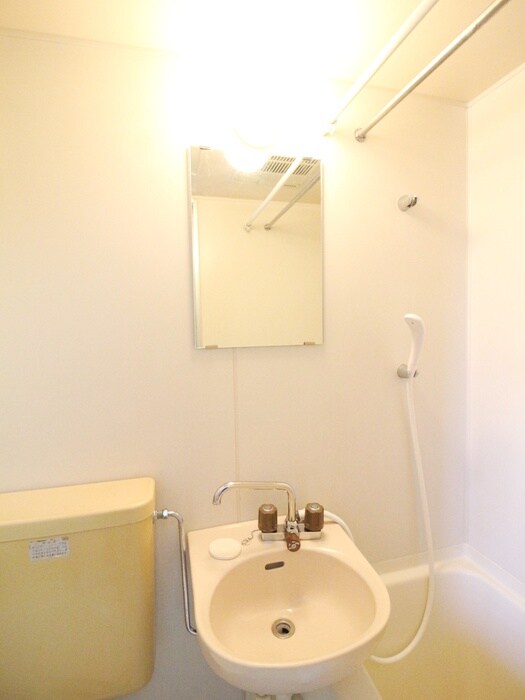 物件内観写真13　(洗面)