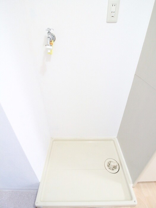 物件内観写真20　(洗濯機置場)