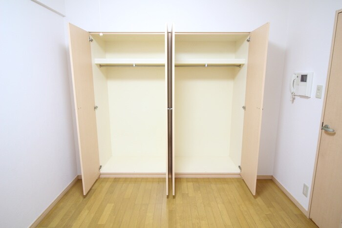 物件内観写真11　(収納)