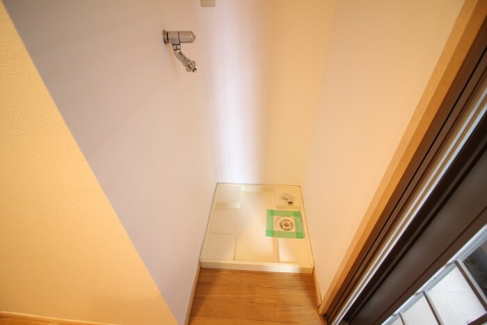 物件内観写真20　(洗濯機置場)