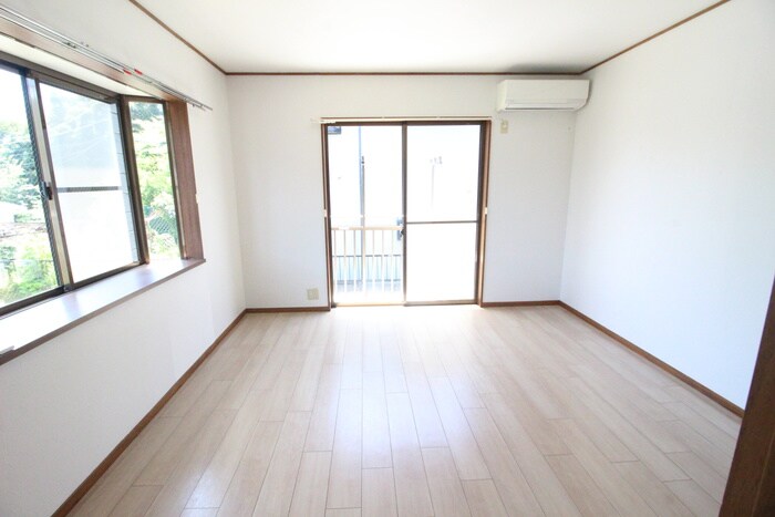 物件内観写真7　(居室)