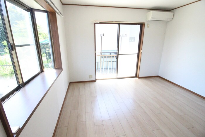 物件内観写真11　(居室)