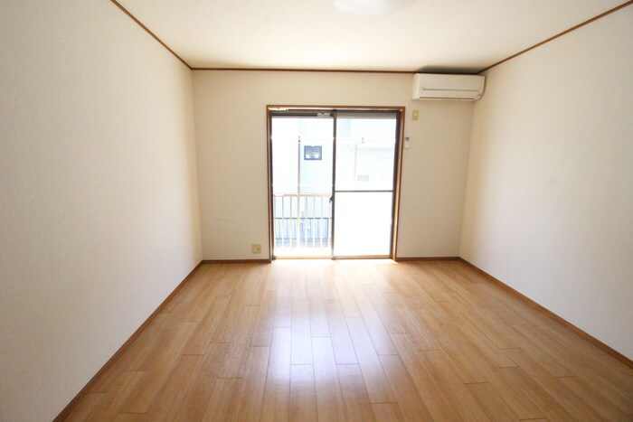 物件内観写真11　(居室)