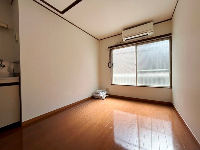 物件内観写真7　(居室)