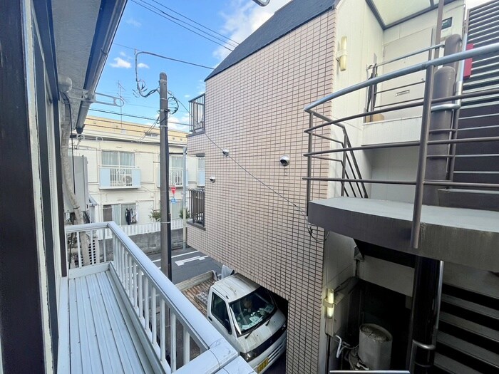 物件内観写真16　(室内からの展望)