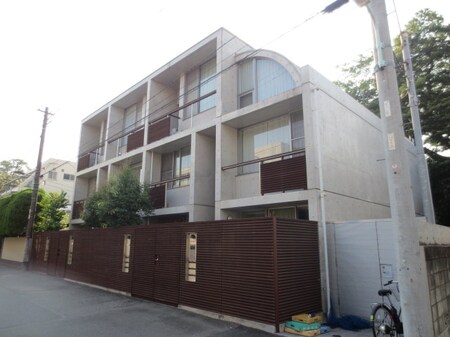 白山フラット外観写真