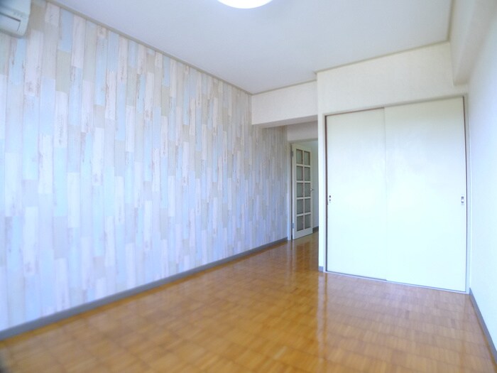 物件内観写真5　(居室)