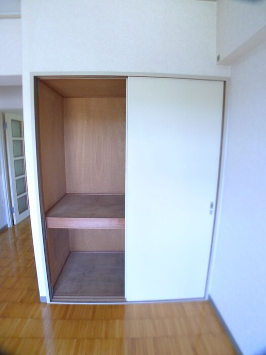 物件内観写真14　(収納)