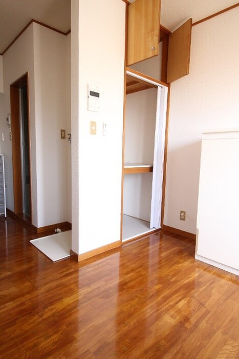 物件内観写真11　(居室)