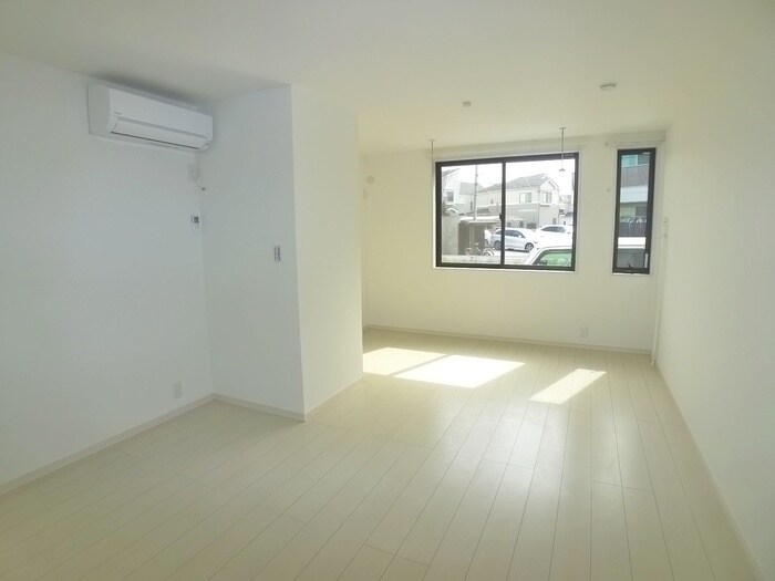 物件内観写真14　(居室)