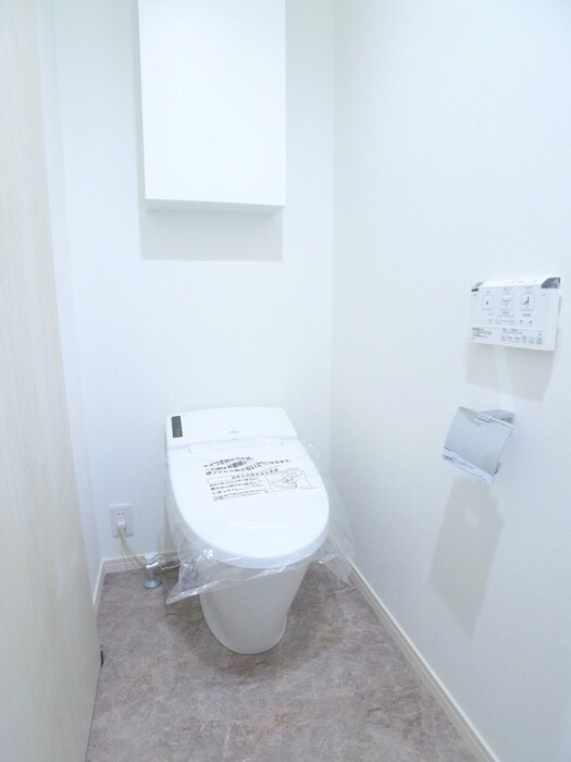 物件内観写真16　(トイレ)